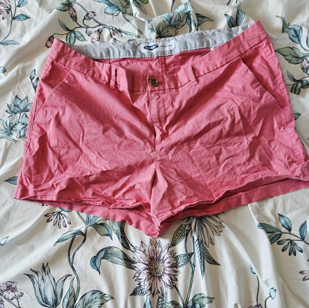 Woman's 16 shorts in pink